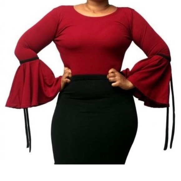 Tops - ✨Host Pick✨Virtue Clothier Amina Flute Sleeve Top